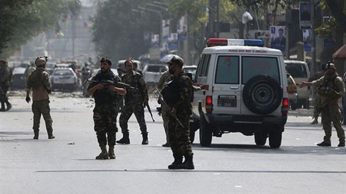 Afganistan'da şok! Güvenlik güçleri sivil halkı vurdu...