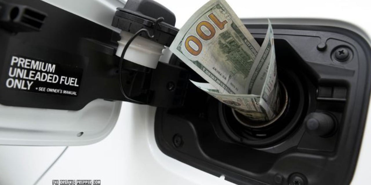 Akaryakıta çifte zam: Savaşın faturası pompaya yansıdı