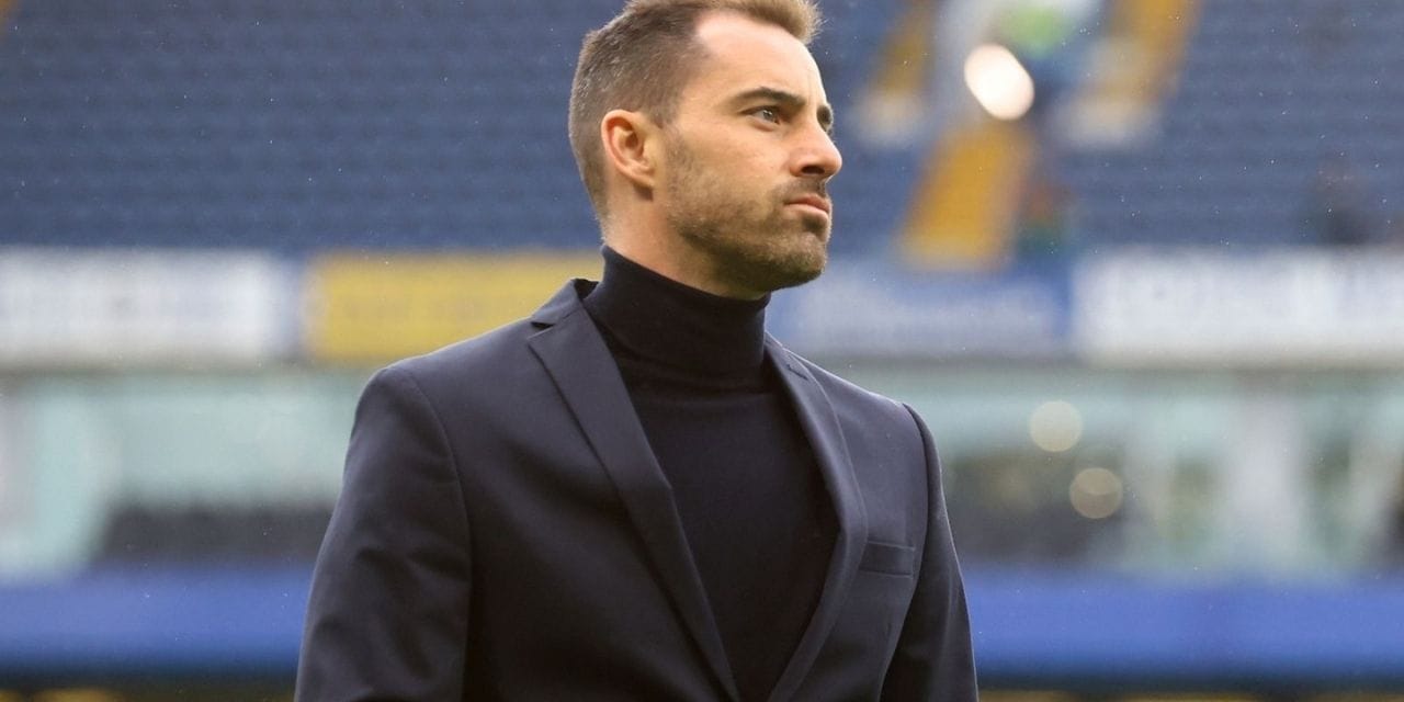 Kovula kovula kovulma rekoru kıran teknik direktör: 10 ayda 3. kez kovdular