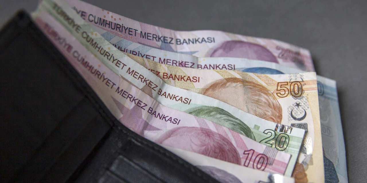 MHP'ye yakın sendika ek zam istedi! "2026 en zor yıl olacak"