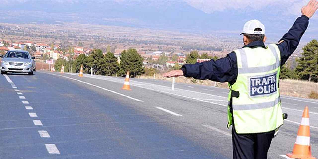 Dur ihtarına uymadı: Sürücüsü ayrı araç sahibi ayrı ceza yedi