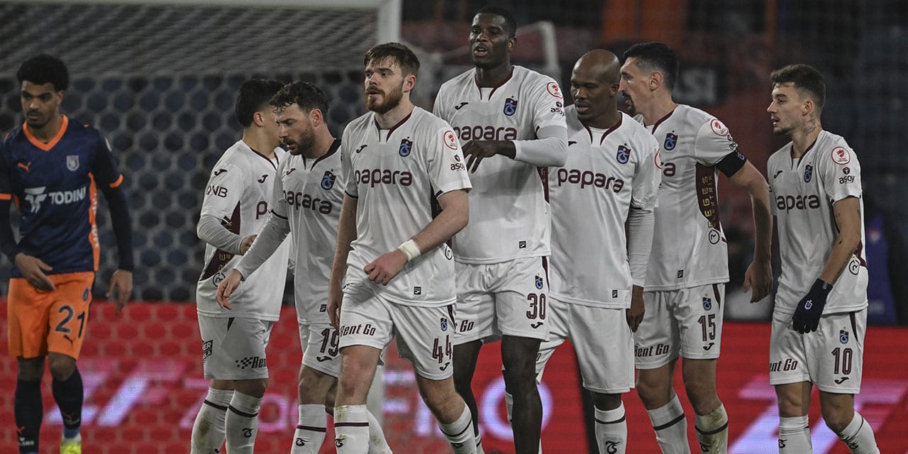 Trabzonspor 2 dakikada umutları yıkıp çeyrek finale yükseldi