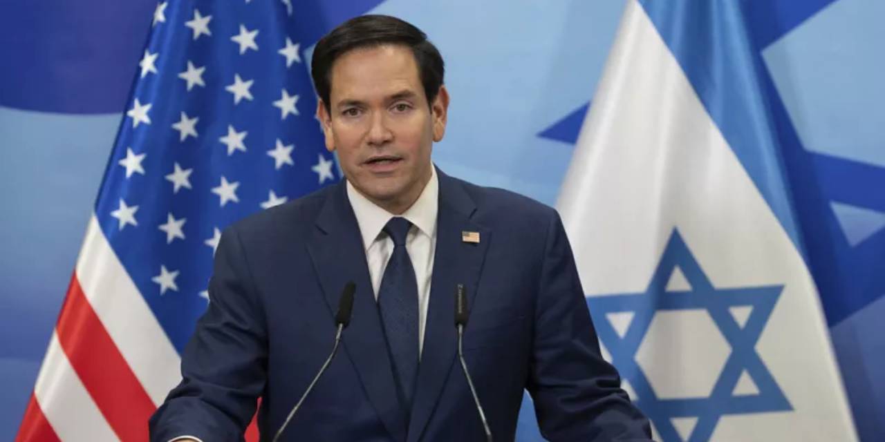 Rubio ve Trump’ın İran açıklamaları çelişti, ABD'nin savaş stratejisi tartışma yarattı