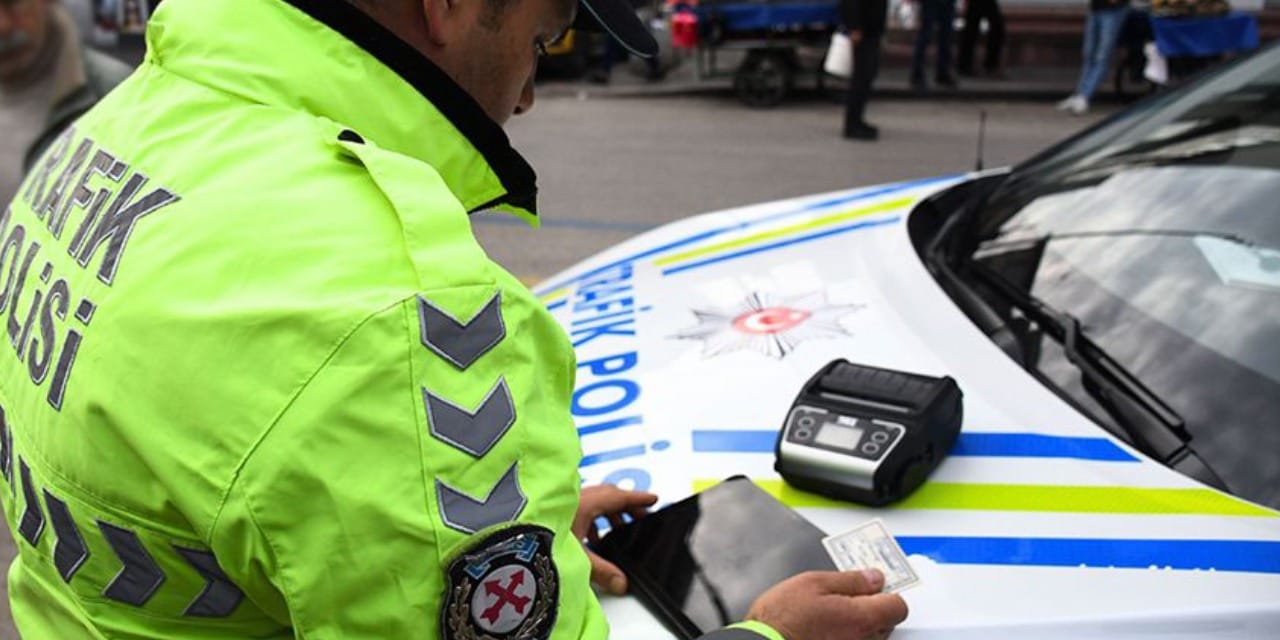Trafikte hız toleransı kalktı: Sürücüleri ağır faturalar bekliyor