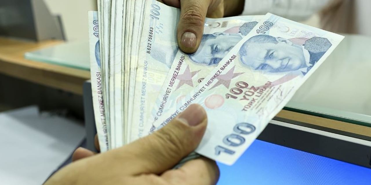 Emekli ikramiyesine zam geldi mi? Bayram ikramiyesi ne zaman yatacak?