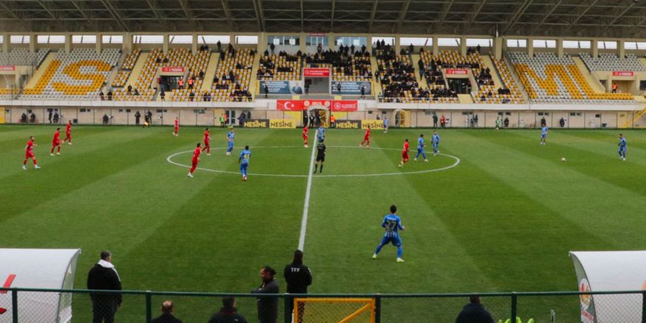 TFF 2. Lig'de Bursaspor maçı öncesi sürpriz karar: İş adamlarına toplu bilet yasaklandı