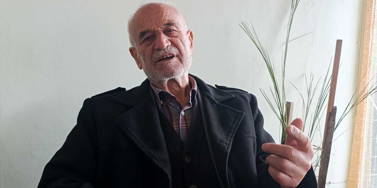 Biten telefon şarjı emekli öğretmeni dolandırılmaktan kurtardı