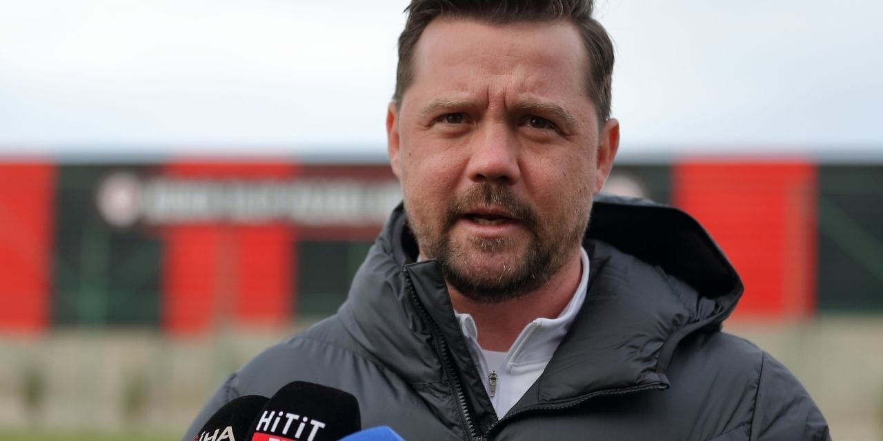 Play off'u bıraktı yükseğe baktı: Uçtu Uğur Uçar uçtu!