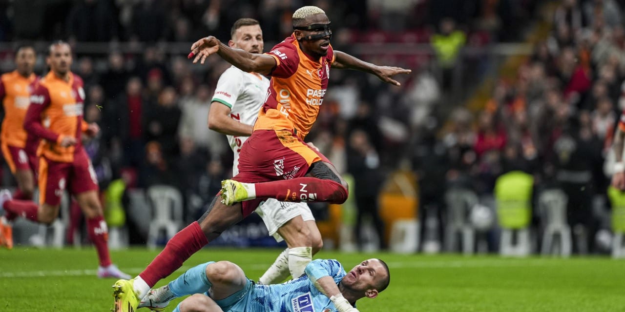 Galatasaray'da rahatlatan Osimhen açıklaması