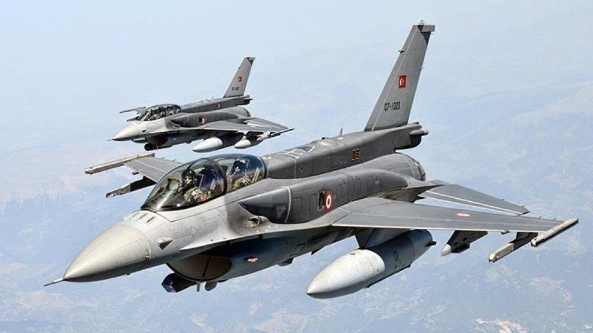 Türk jetleri, Suriye hava sahasında uçtu