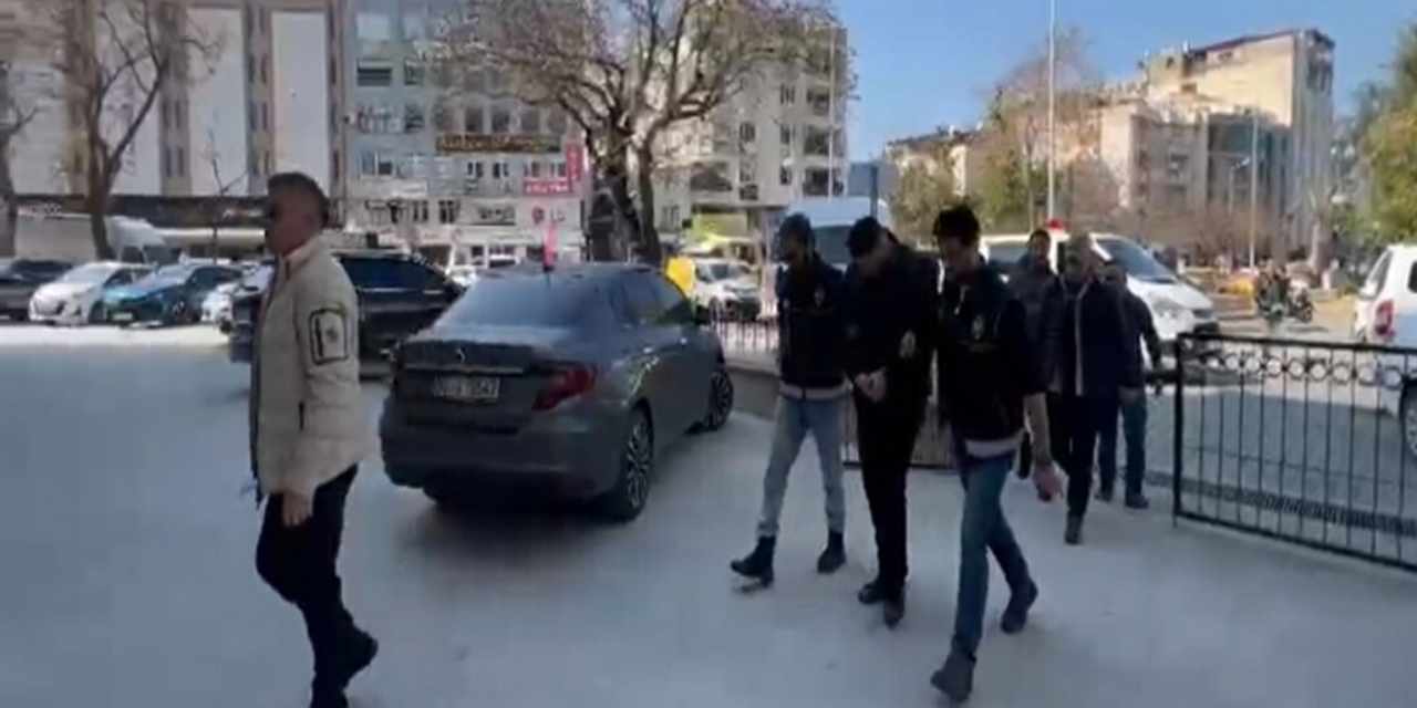 Arkadaşını pompalı tüfekle başından vurarak öldüren şüpheli benzin alırken yakalandı