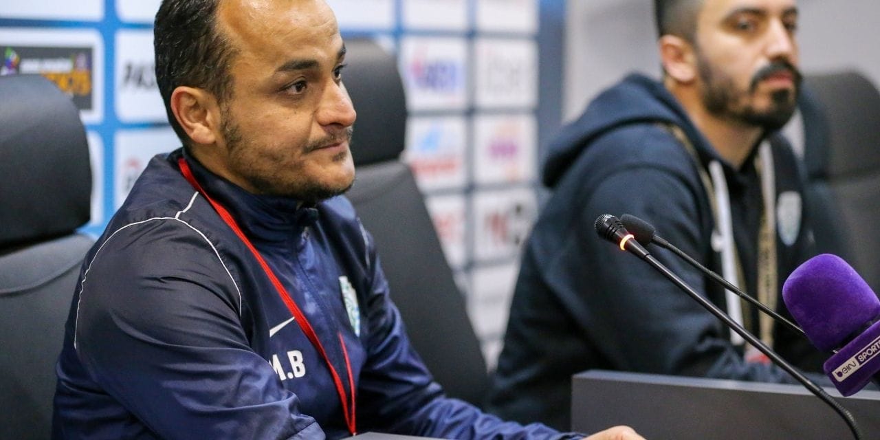 4 maçta "0" çekip düşme hattına çakıldı hala oyuncularını kutluyor