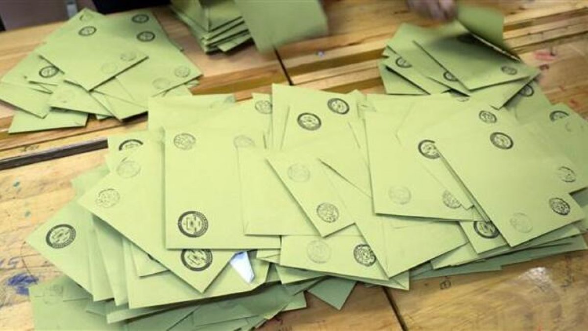 31 Mart seçimlerinde usulsüzlük iddiaları: 37 kişiye FETÖ davası