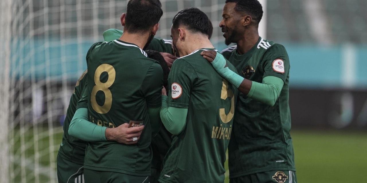 Erzurumspor'u tehdit eden Amedspor'u geçen Esenler Erokspor kimin takımı? Ne zaman kuruldu nasıl uçtu?