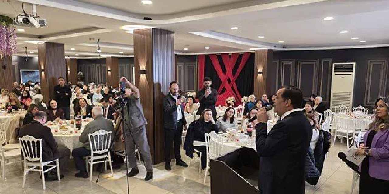 Çekmeköy'de kadınlara anlamlı hediye: Yalnız değilsiniz