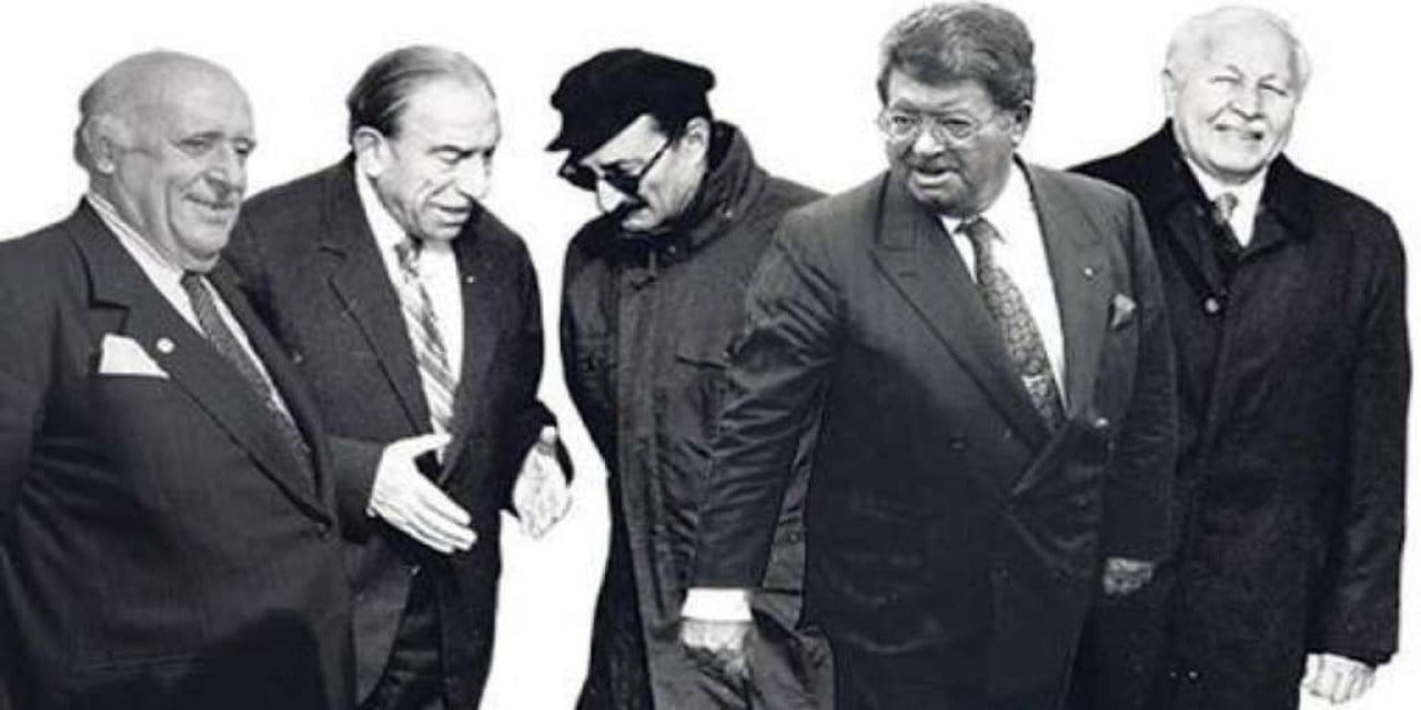 Siyasi gardırop: Kasketten fötr şapkaya bir güç hikayesi