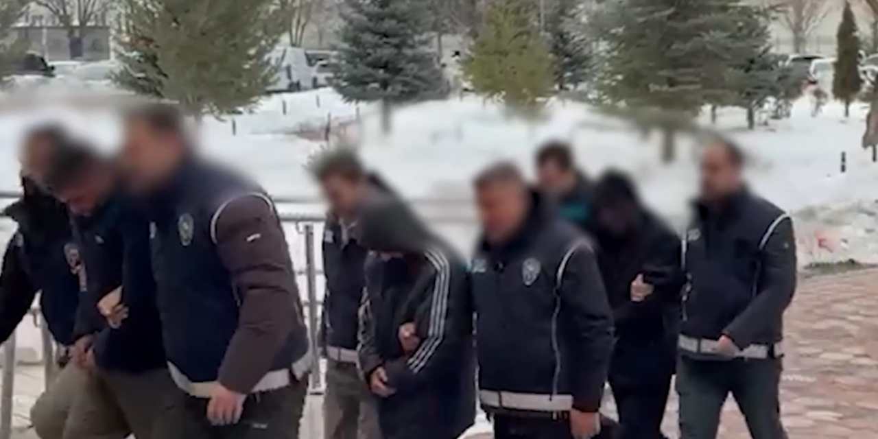 Sivas'ta 111 düzensiz göçmen yakalandı