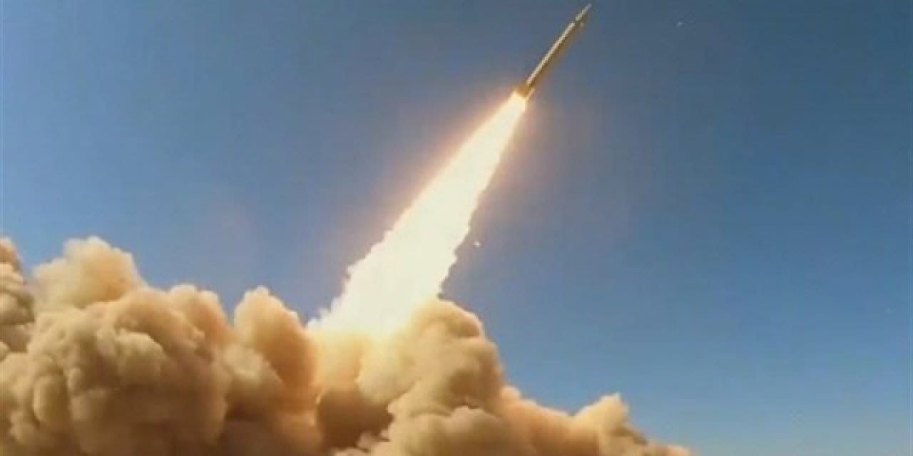 Son Dakika | İran: Bölgedeki ABD terörist ordusu üslerine 2 tonluk savaş başlıklarıyla saldırdık