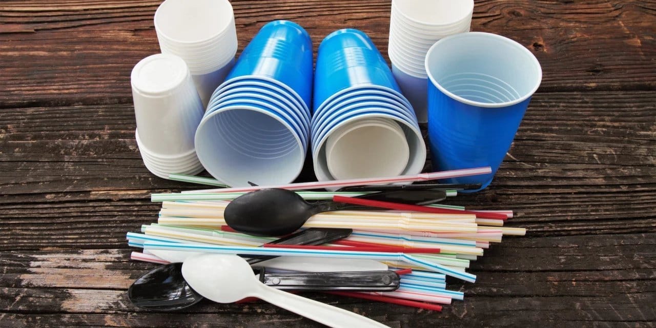 Plastik kullanımında yeni dönem! İşte yasaklanacak ürünlerin listesi