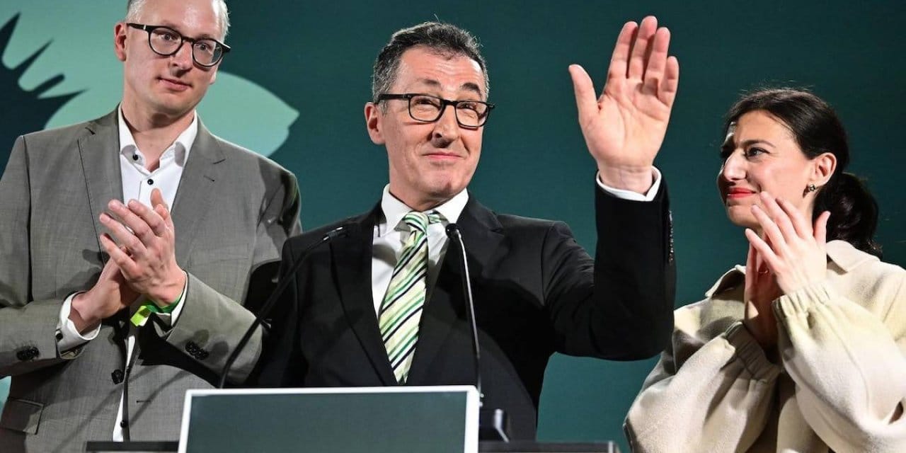 Yeşiller'in afişsiz adayı Cem Özdemir'e Almanya'da seçim kazandıran taktik