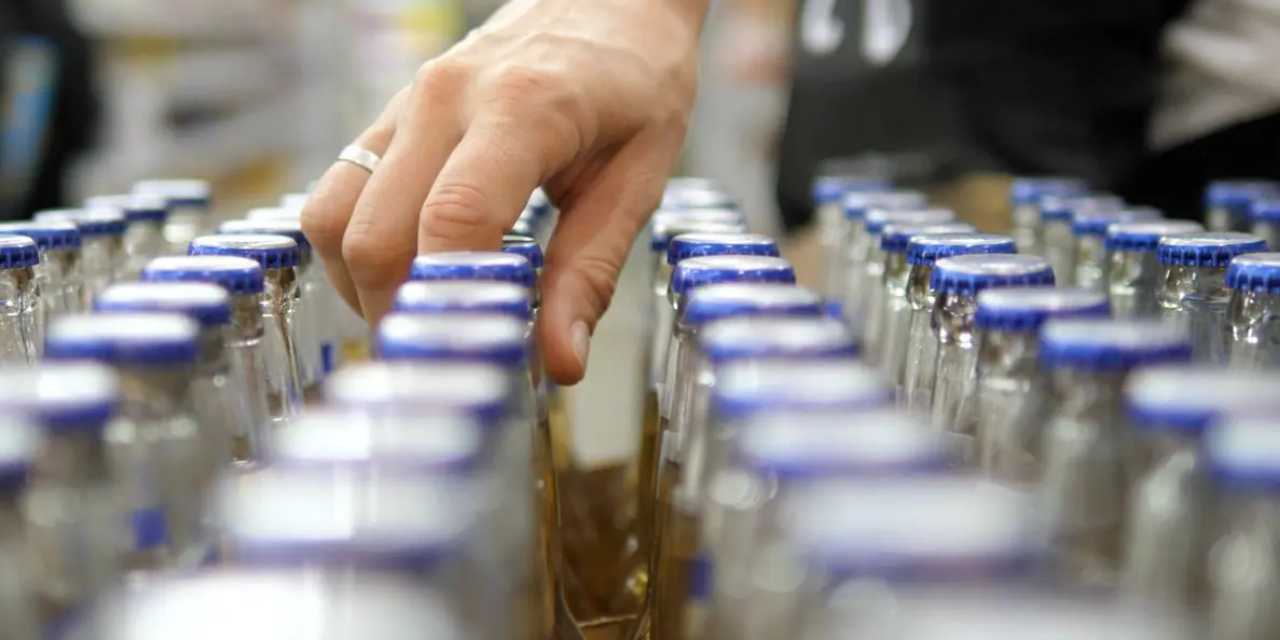 O ülkede gece alkol satışı yasaklandı! Mecliste karar alındı