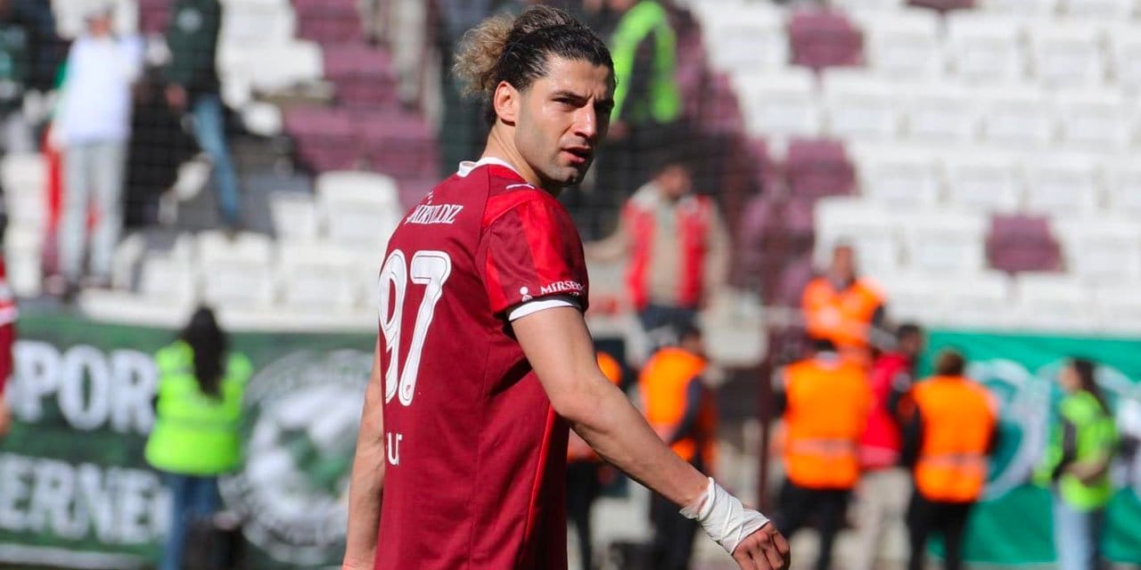 Bu da TFF 2. Lig'in Osimhen'i: Maskeli Süvari Elazığ'dan çıktı