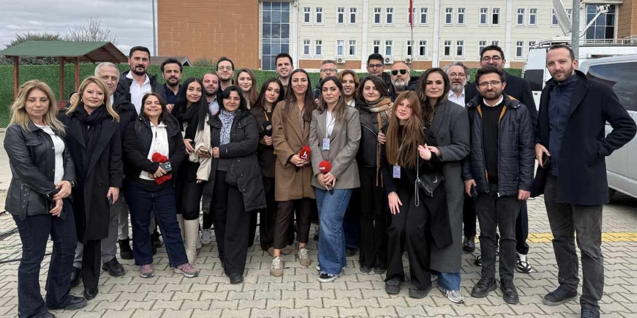 İBB davasında gazetecilere 'kör nokta' dayatması! DİSK Basın-İş'ten sert tepki