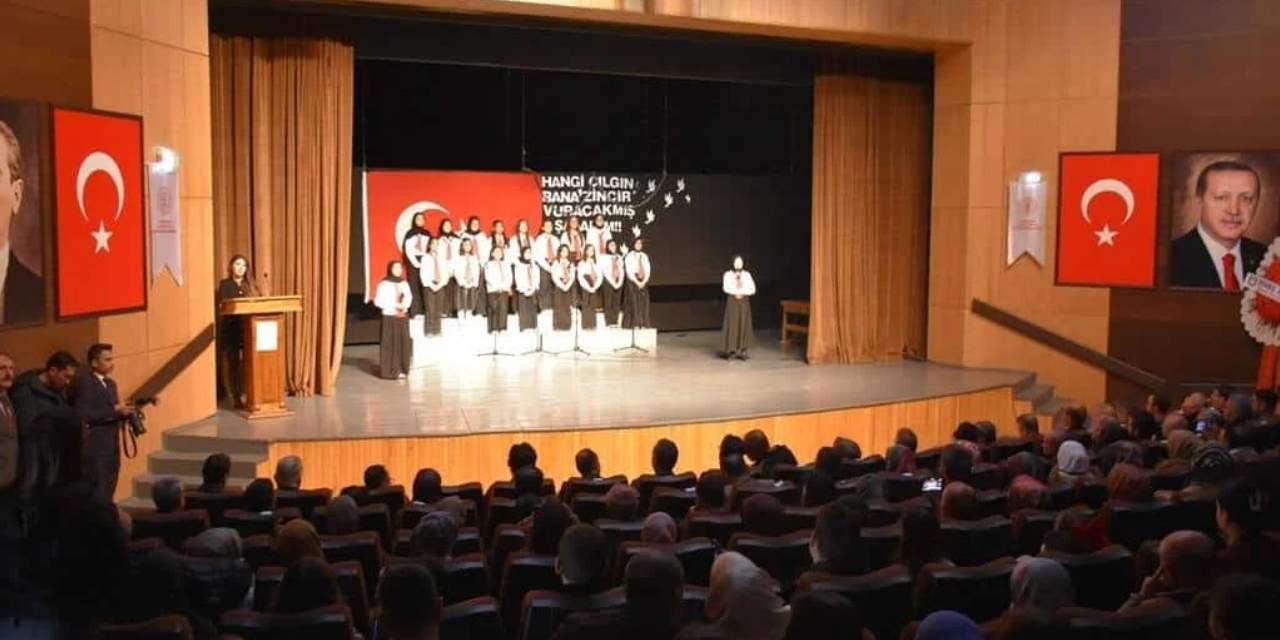 İstiklal Marşı'nı Karaman'da Arapça okuttular!