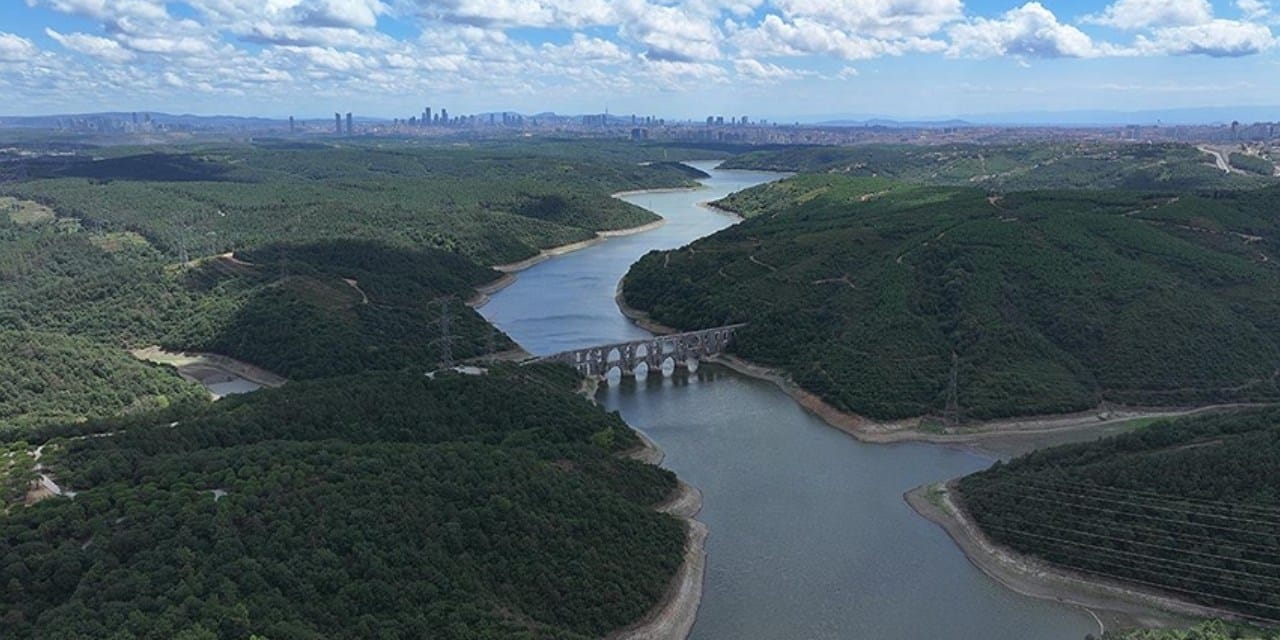 Kuraklık İstanbul’u tehdit ediyor: Barajların çoğu boş durumda