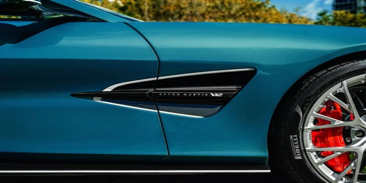 Bu Aston Martin sadece 1 tane üretildi: Tüm geliri çocuklara gidiyor