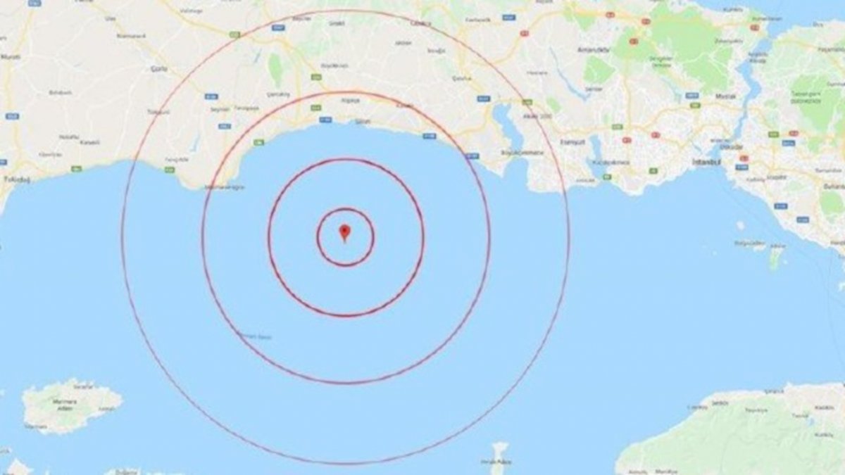 Rus uzman: Bugünkü deprem 7.5 büyüklüğündeki depremin ne zaman olacağını gösterecek