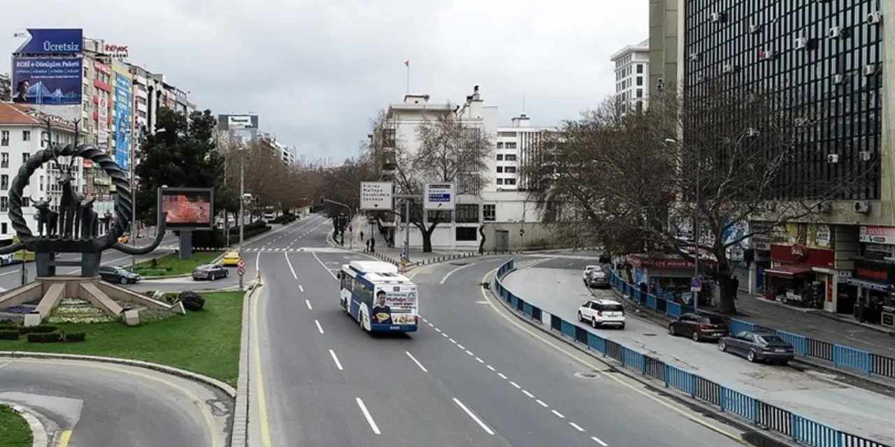 Ankara'da pazar günü bu yollar kapatılacak