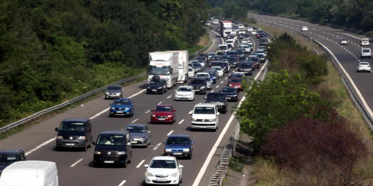 Bayramda yola çıkacaklara kritik uyarı: Kör noktalara dikkat edin!