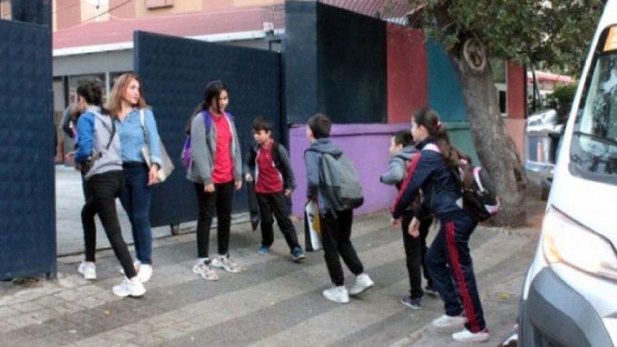 İstanbul Valiliği duyurdu: 9 ilçede 14 okul tatil edildi