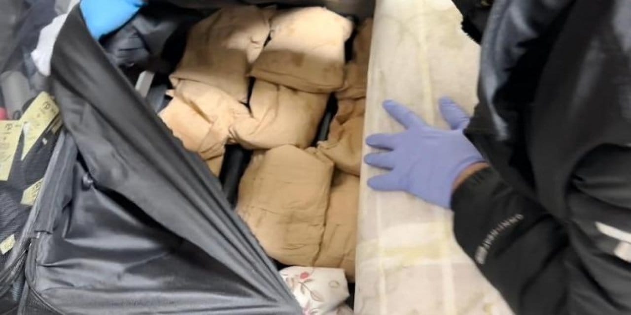 Valizde 8,5 kilo metamfetamin yakalandı