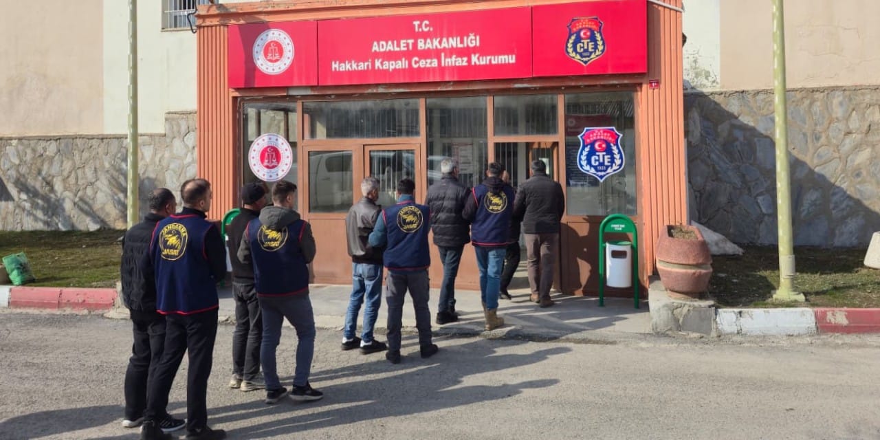 Haklarında kesinleşmiş hapis bulunan 6 firari yakalandı