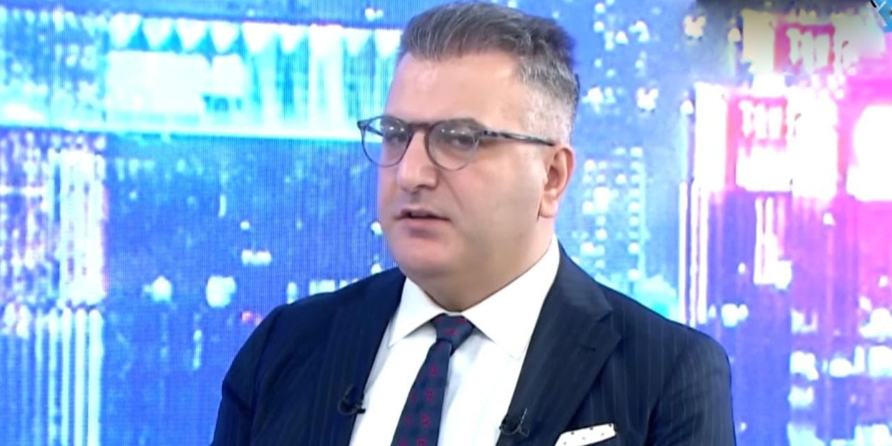 Cem Küçük İBB Davasını çöpe attı!