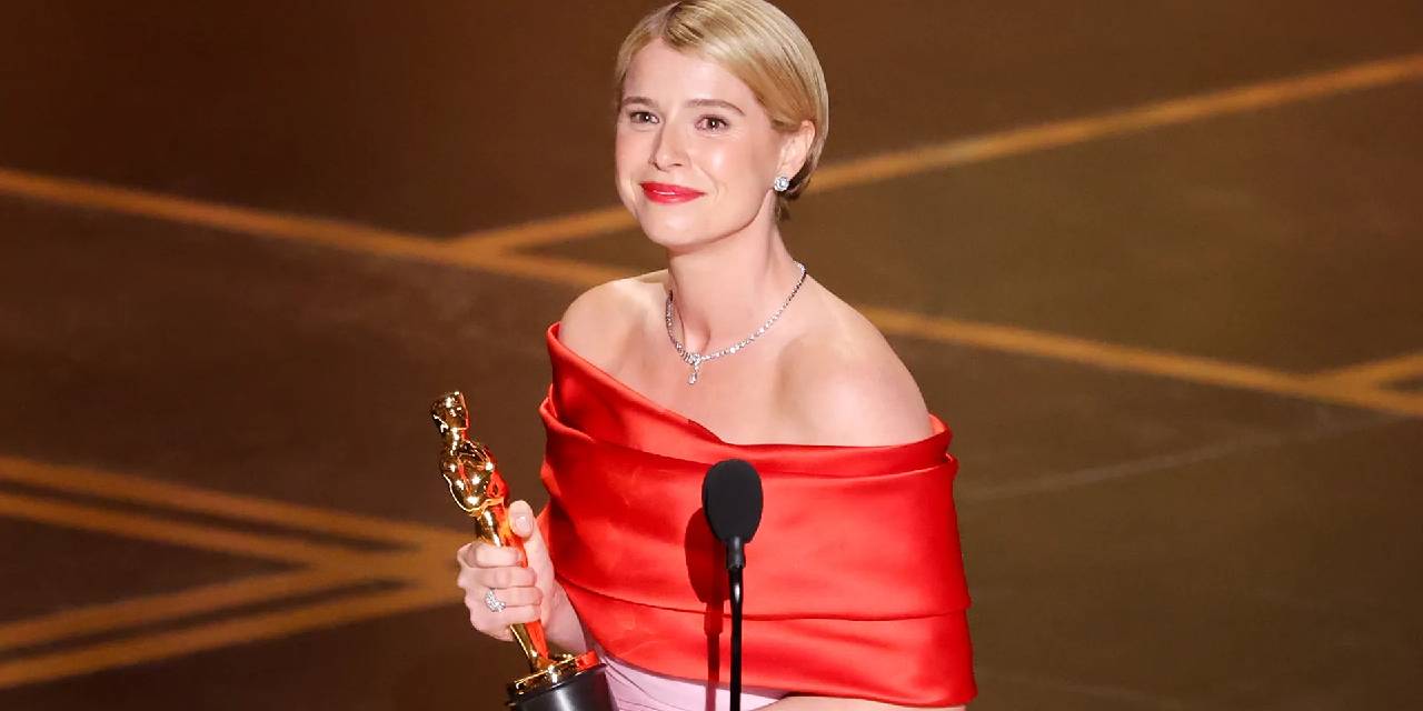 Leo'nun bıyığı Pedro'nun sinekkaydı tıraşına karşı! 98. Oscar'ın en konuşulan anları