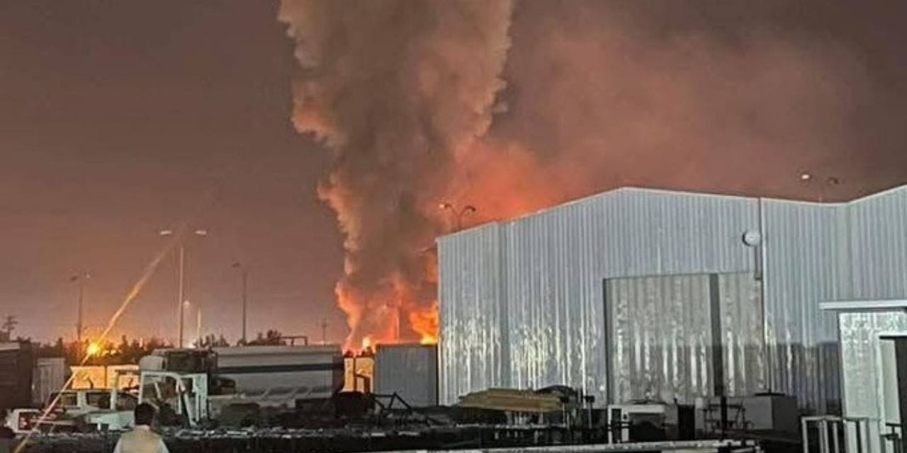 BAE'nin Füceyre Emirliği'nde petrol bölgesine İHA saldırısı