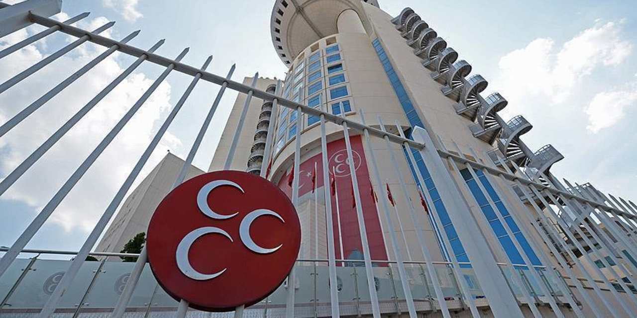 MHP’de art arda istifa: Önce vekil şimdi de başkan!