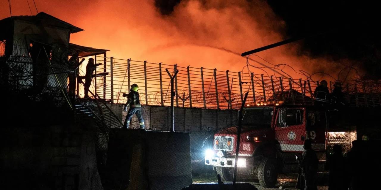 Kabil'de hastane vuruldu, gözler Pakistan'a çevrildi: 400 ölü