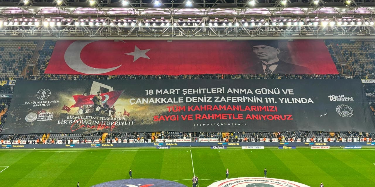 Fenerbahçe'den 18 Mart Çanakkale Deniz Zaferi ve Şehitleri Anma Günü için özel koreografi