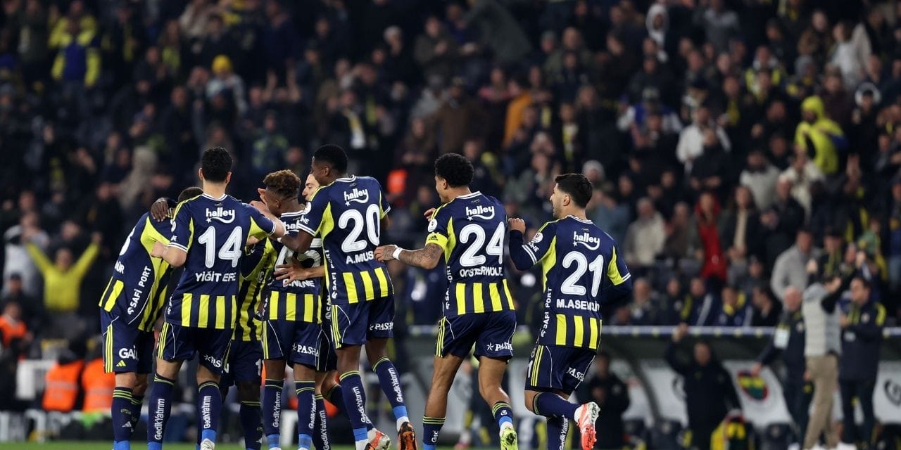 "Fenerbahçe taraftarıyla bu iş olmaz" diyerek açıkladı: O zaman bu takımı tutmayı bırak