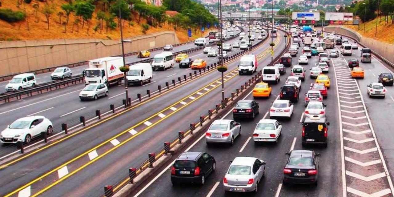 Yıllık gider 150 bin lirayı aştı: Araç sahibi olmak artık ihtiyaç değil lüks oldu!