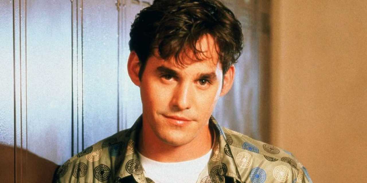 Efsane dizinin yıldız ismi hayatını kaybetti