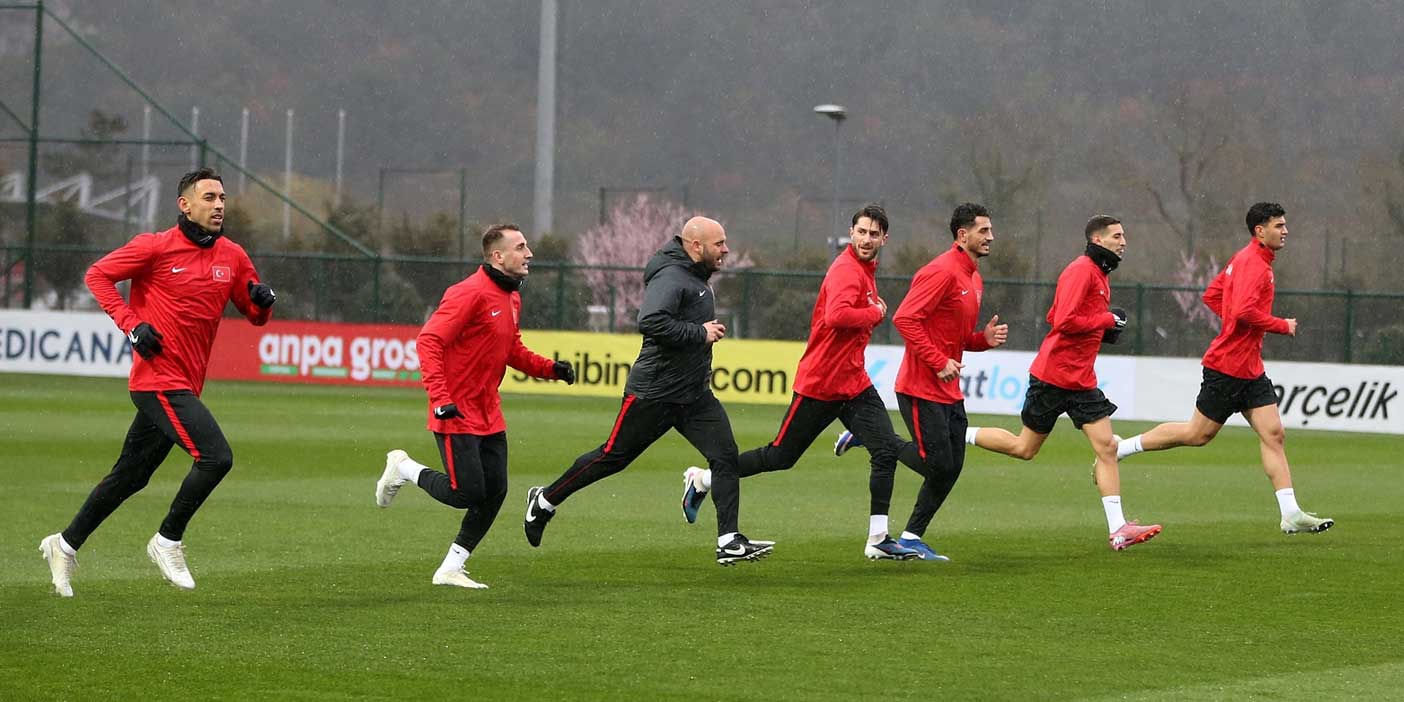 Montella 30 kişi çağırdı sadece 7 futbolcu geldi