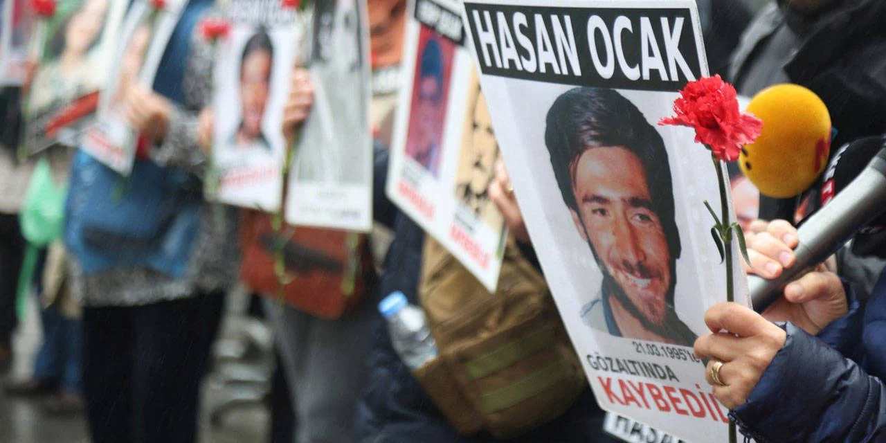 Cumartesi Anneleri 1095'inci haftada!