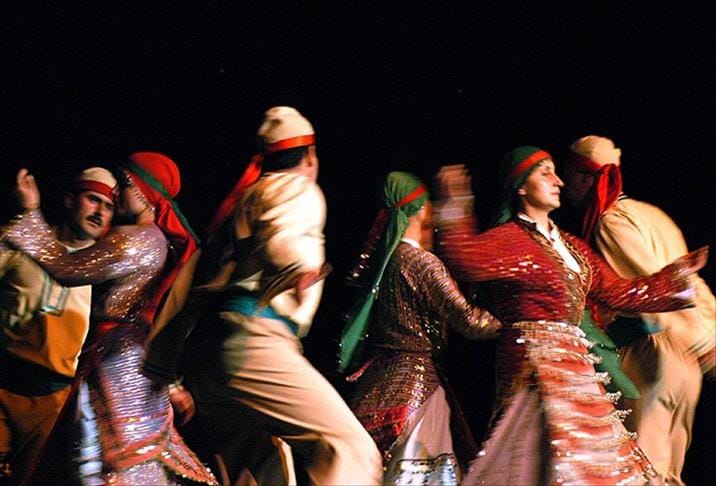 Alevilik yol kavşağında: Kadim Ocak Sistemi Dedeliği mi? Atanmış "Cemevi Dedeliği" mi?