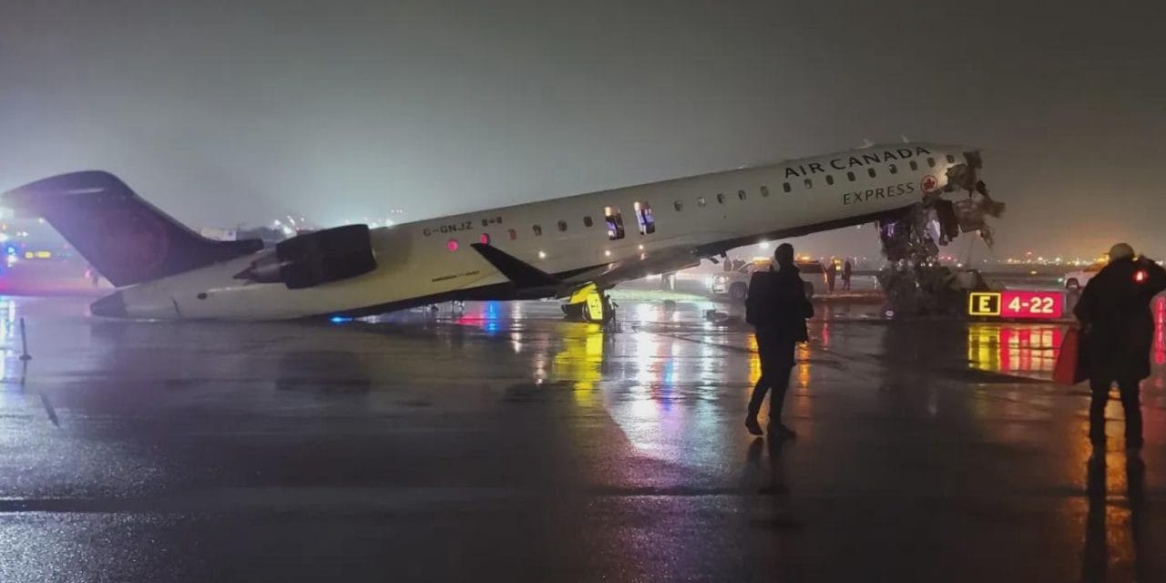 New York'taki havalimanında facia! Uçakla itfaiye aracı çarpıştı: Ölü ve yaralılar var