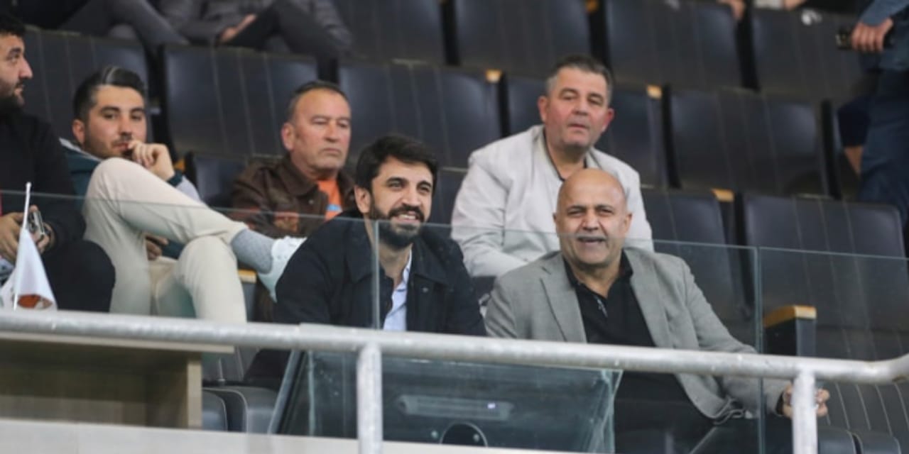 Adanaspor taraftarı küme düşüren başkana isyan etti